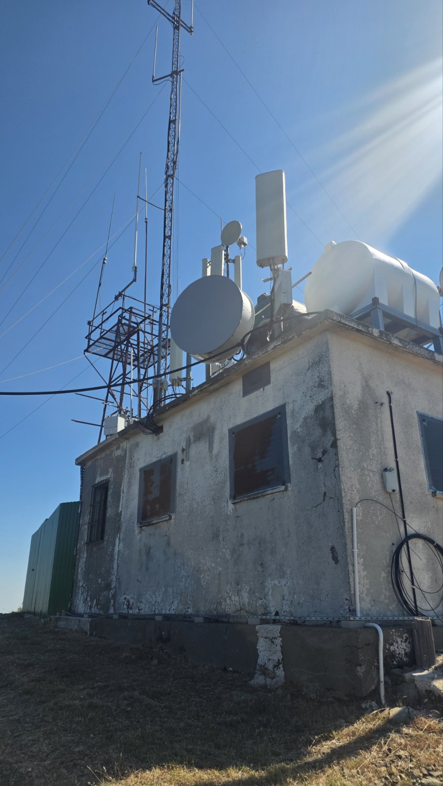 CYTA — radar equipment and antennas