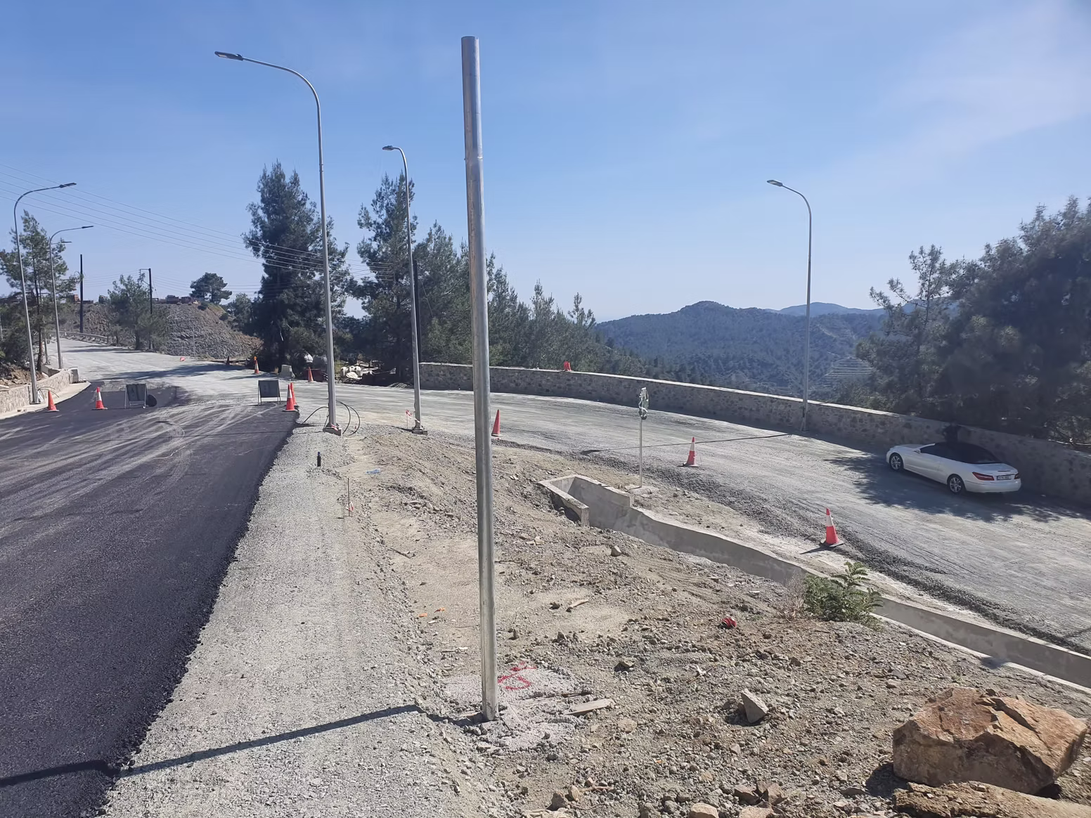 Road Works Pelendri